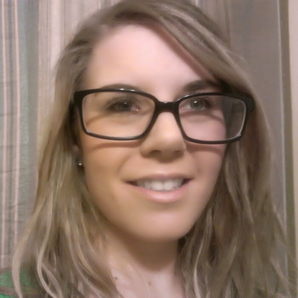 Meet your Posher, Jacqueline